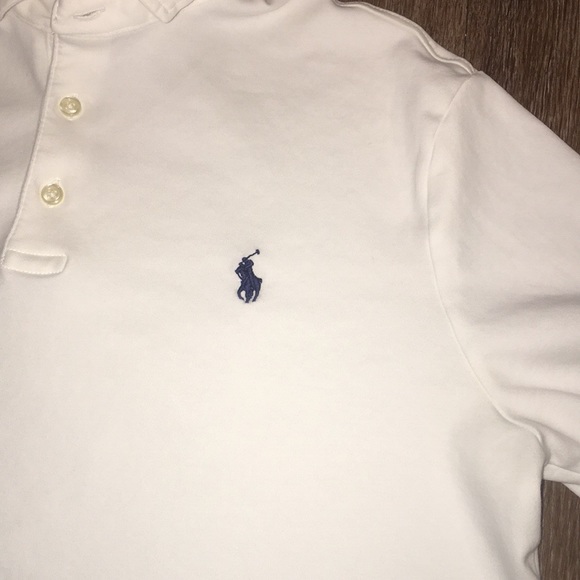 Ralph Lauren polo 40$ - Picture 2 of 3